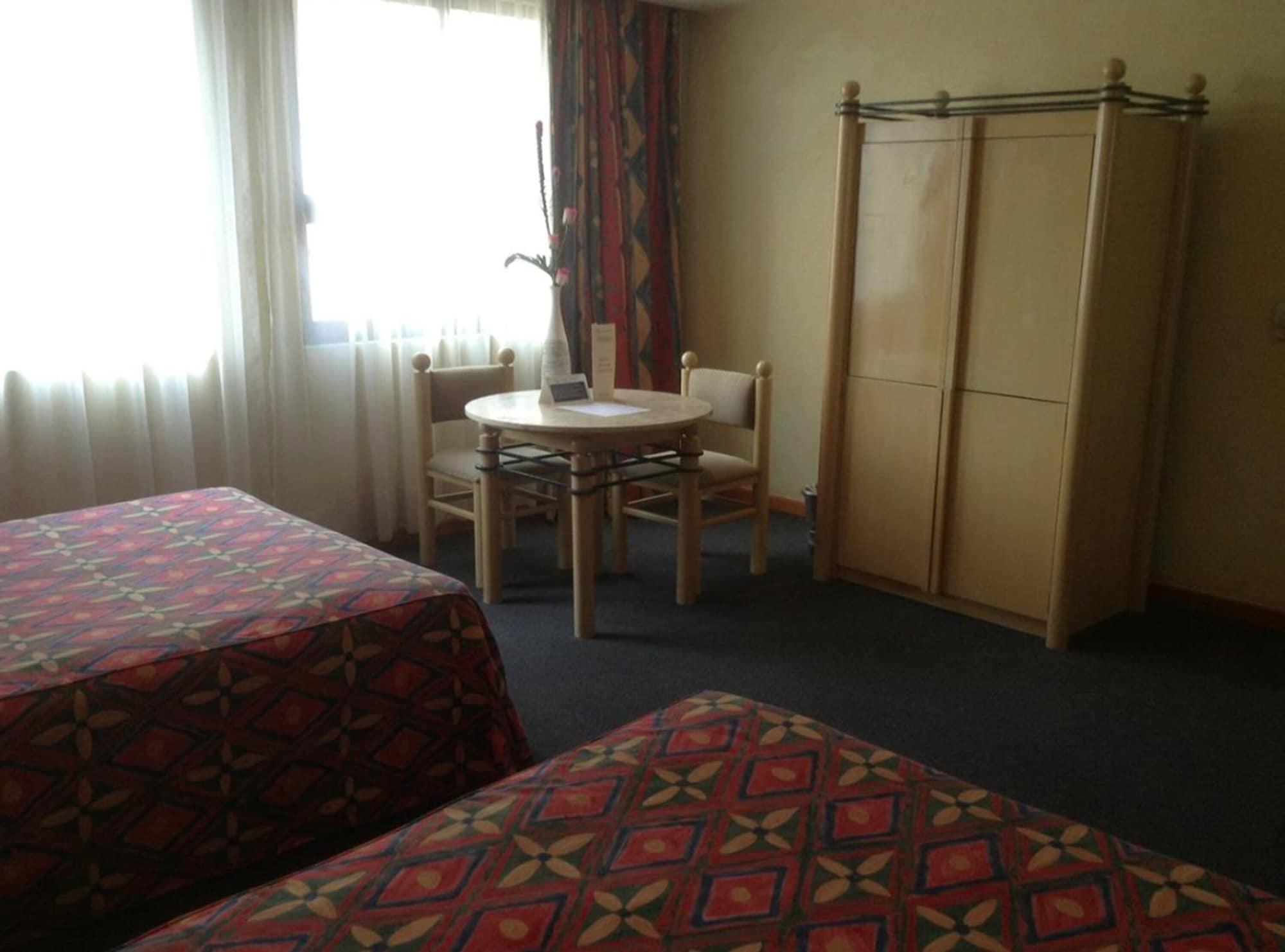 Sevilla Hotel 4*